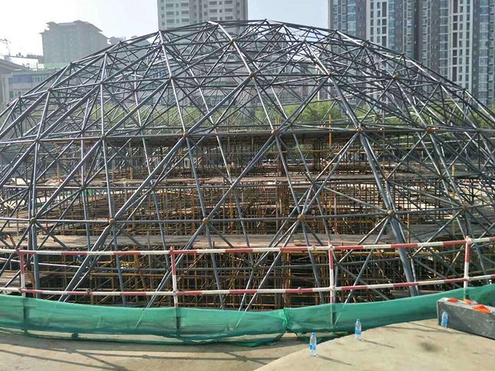 新乡球形网架钢结构施工